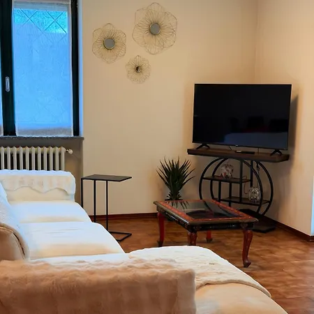 公寓 Bianca, Maggiore, Parco Privato Esclusivo